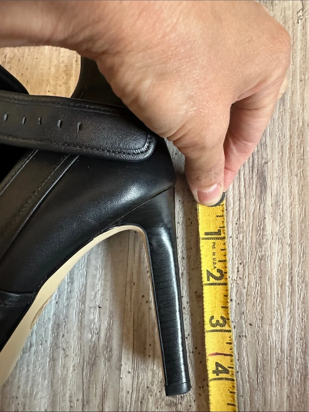 Michael Kors Black Leather Peep-Toe Ankle Booties with Buckle sz 8 never worn!